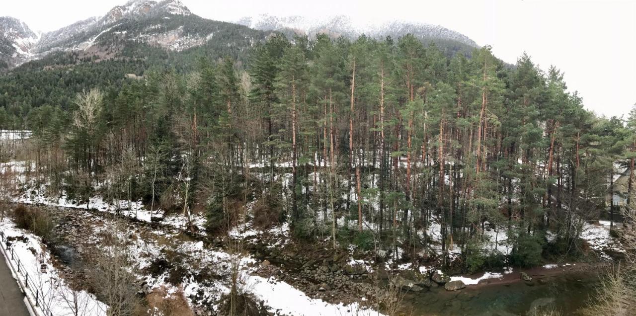 El Refugio De La Ardilla, Apartamento Canfranc-Estacion Zewnętrze zdjęcie